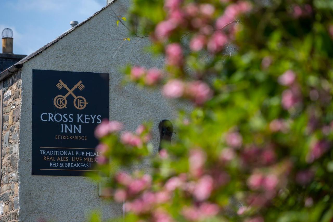 Cross Keys Inn Ettrickbridge Ettrickbridge End Eksteriør bilde