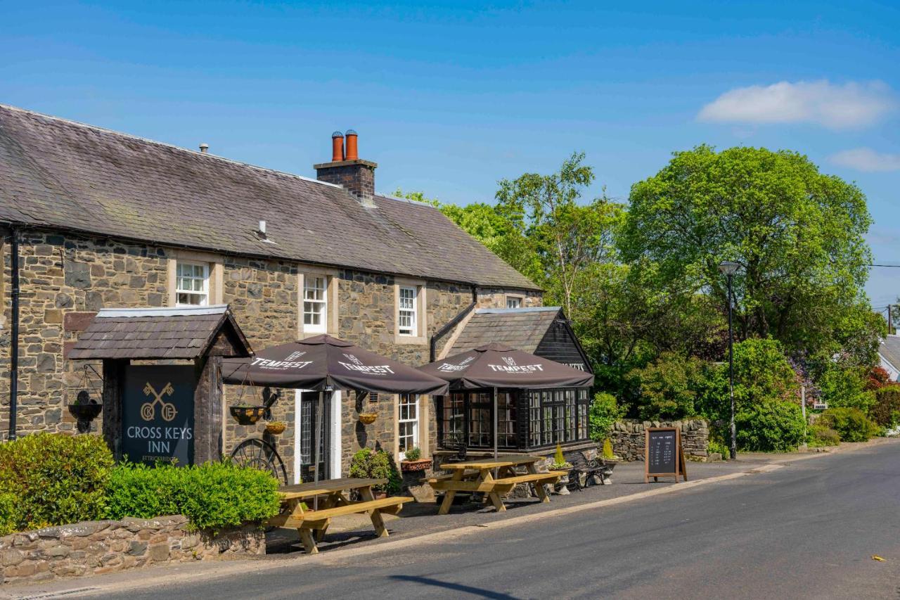 Cross Keys Inn Ettrickbridge Ettrickbridge End Eksteriør bilde